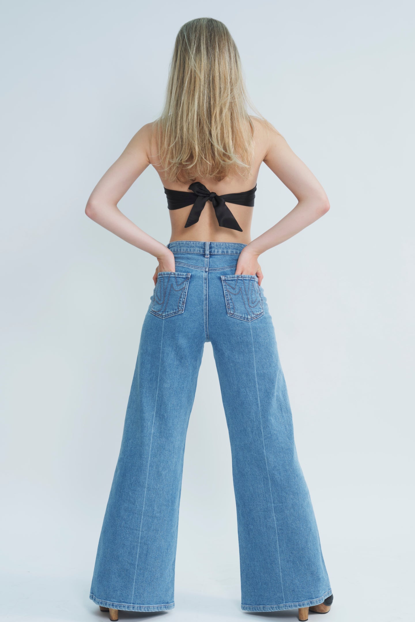 DONNA IDA x ANNA MASON | A1 Jean in BLUE ME AWAY