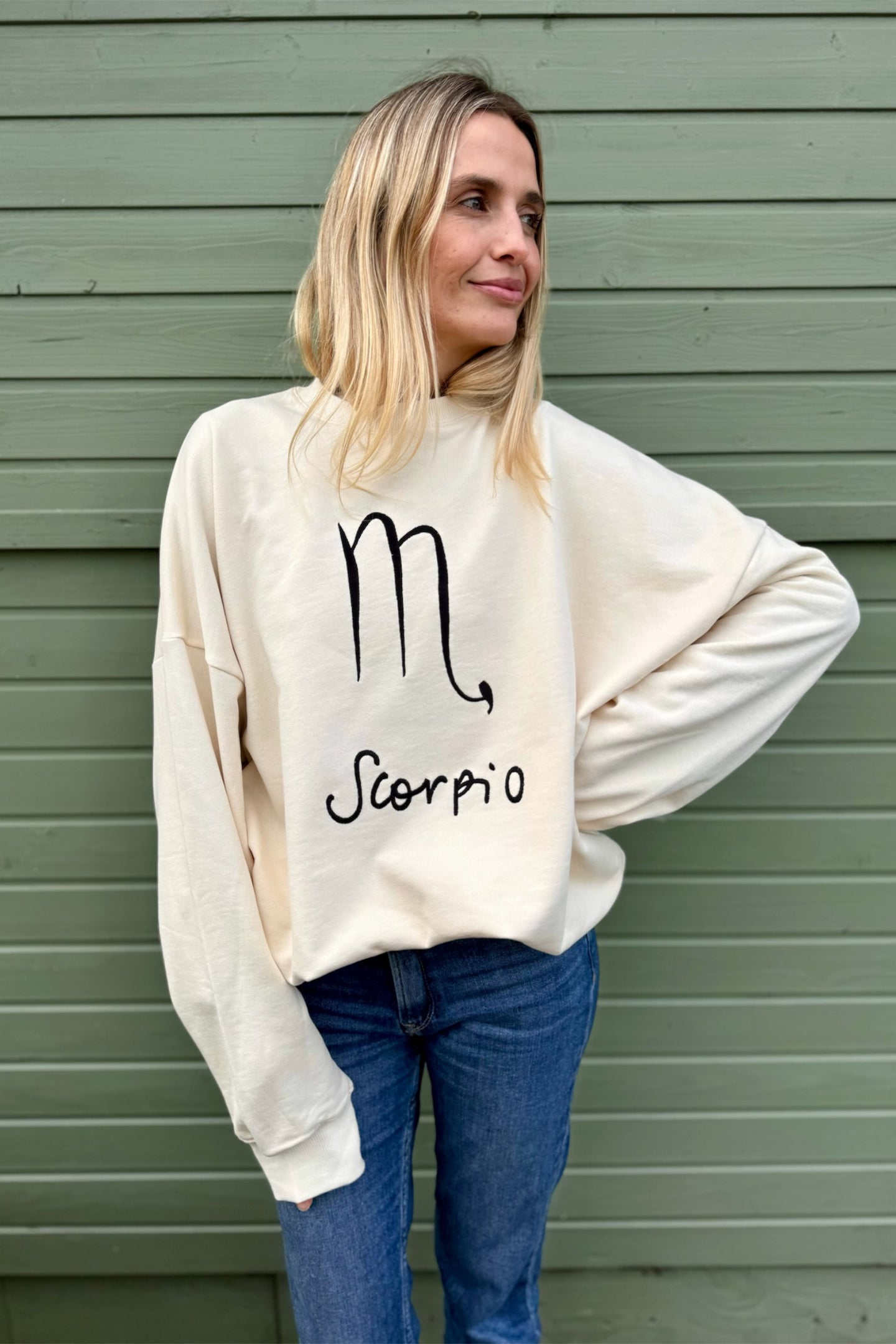 Astrology Sweatshirt | Crème Brûlée [Cream]